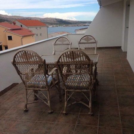 Apartment Perka 1 Pag Town Bagian luar foto